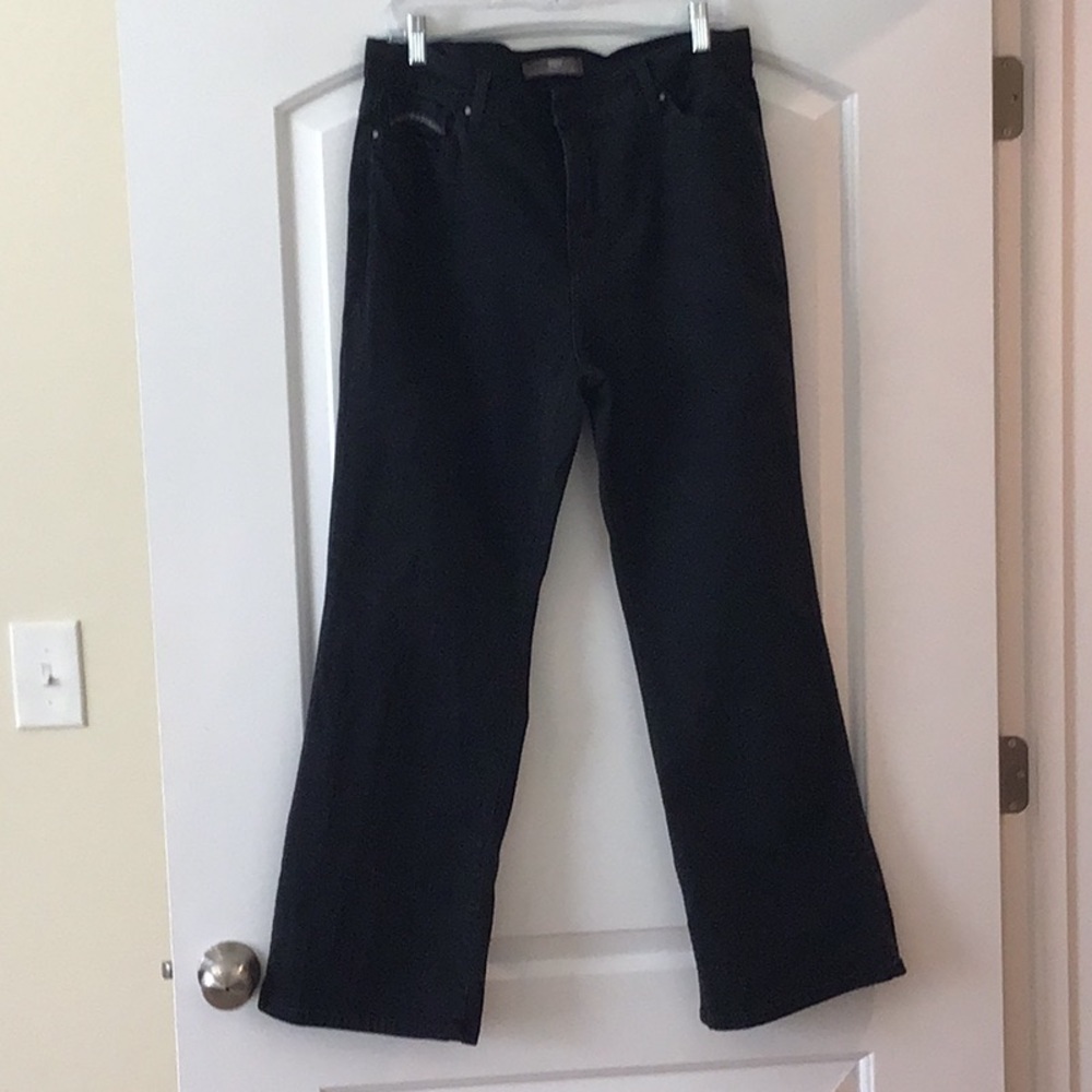 Levi’s slimming/512 bootcut size 18 S/C  black used great condition